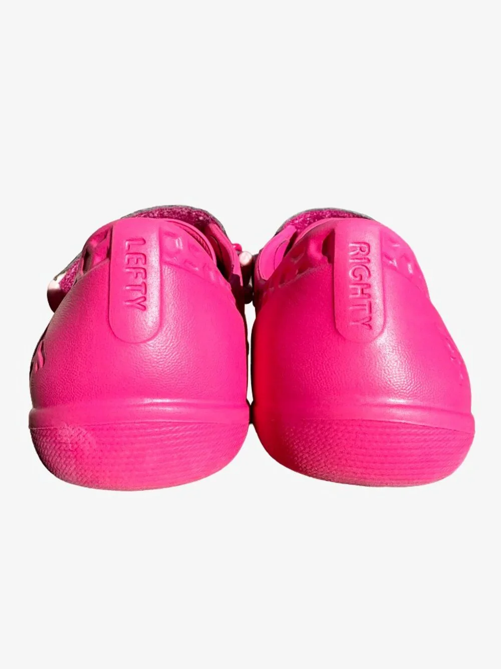 Plae Mimo Water Shoes in Fuchsia